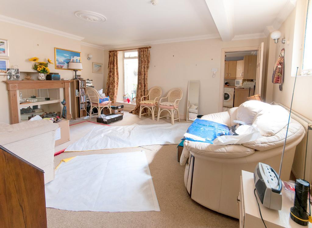 1 Bedroom Flat to Rent in Seaford, BN25 1EN