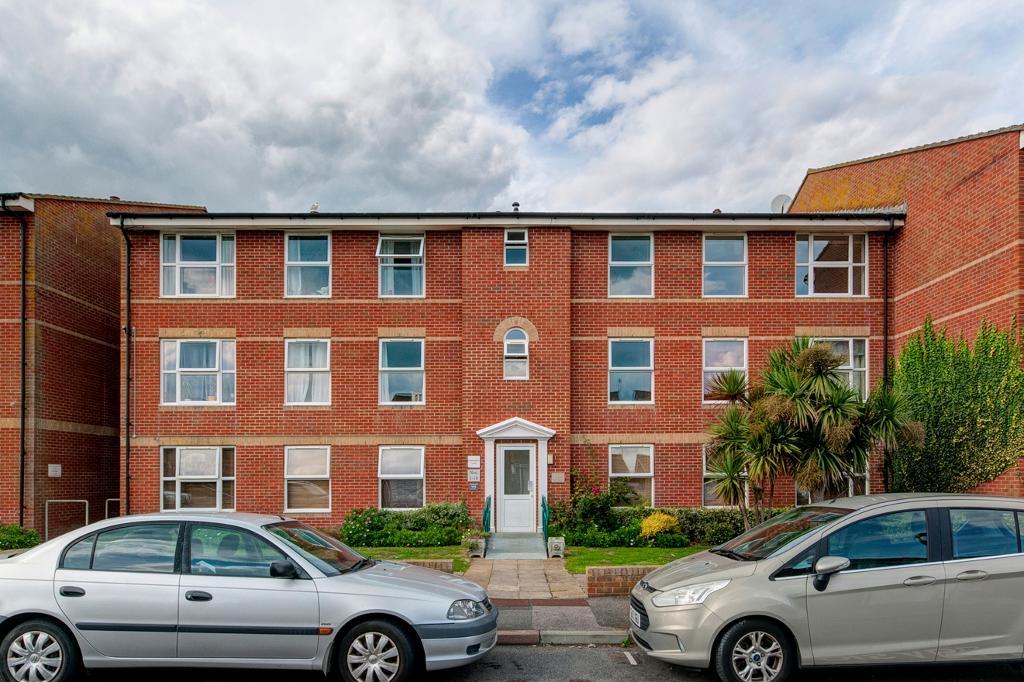 1 Bedroom Flat For Sale In Seaford Newberry Tully