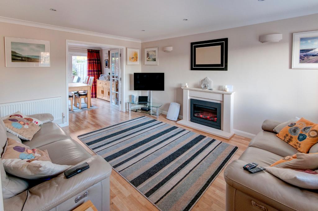 4 Bedroom House for Sale in Seaford Newberry Tully