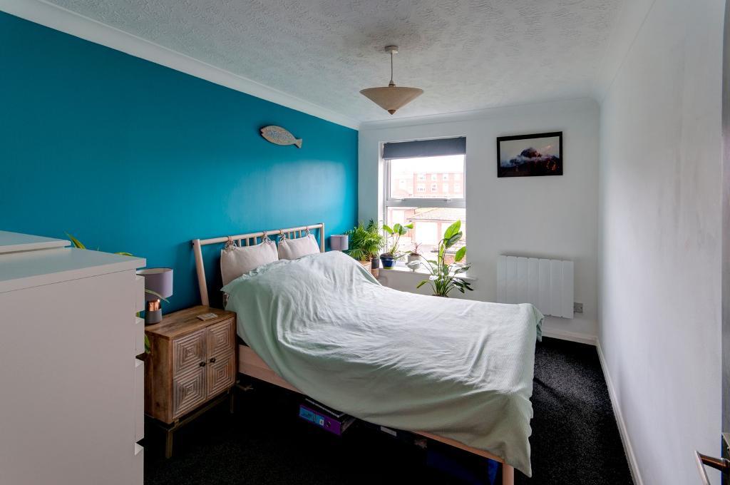 1-bedroom-flat-for-sale-in-seaford-newberry-tully