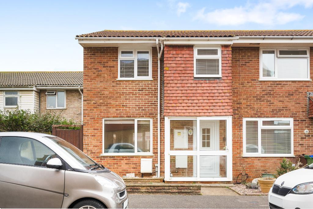 3 Bed House Property for Sale in Seaford, BN25 2DY by Newberry Tully