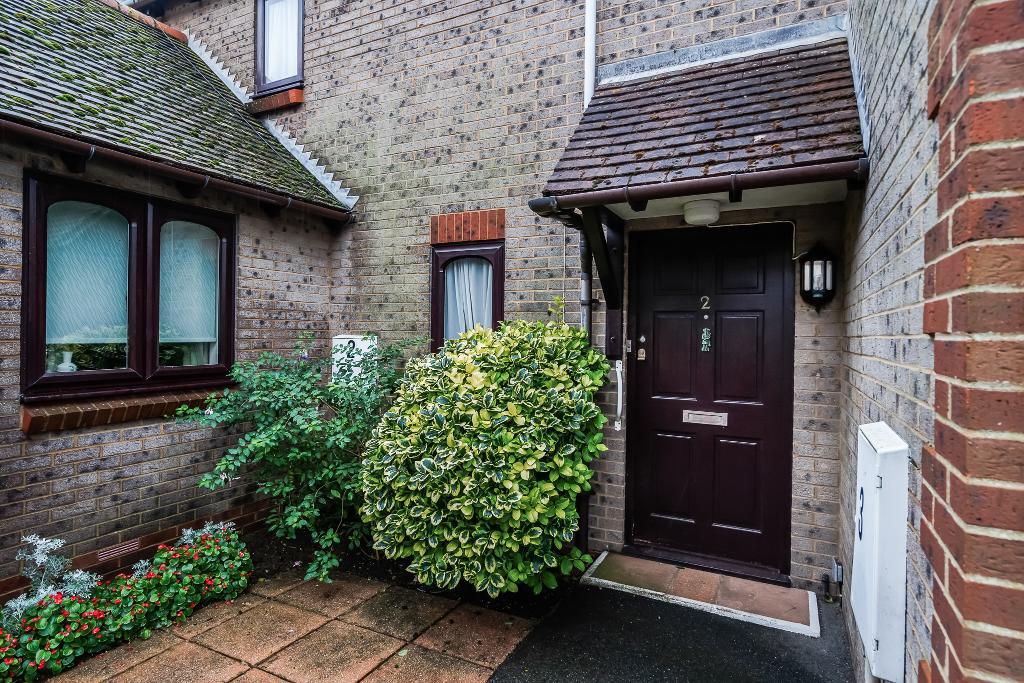2 Bedroom House for Sale in Seaford, BN25 1SB
