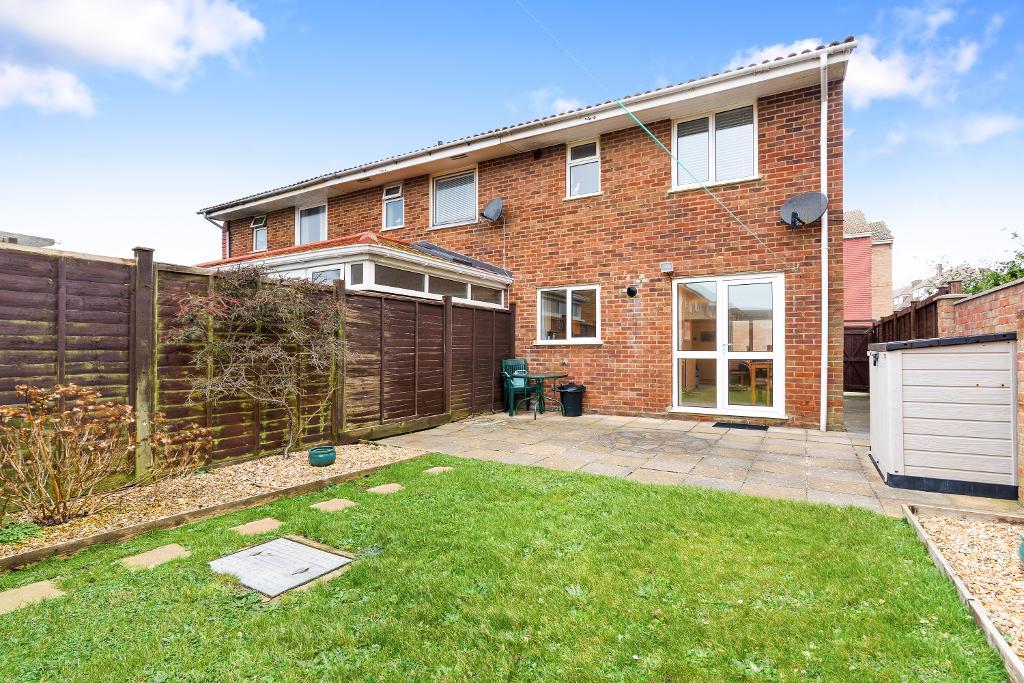 3 Bedroom House for Sale in Seaford, BN25 2DY