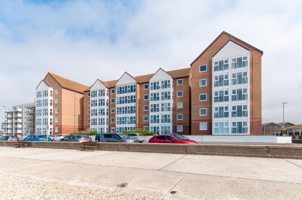 1 Bed Retirement flat Property for Sale in Seaford, BN25 1JP by Newberry Tully