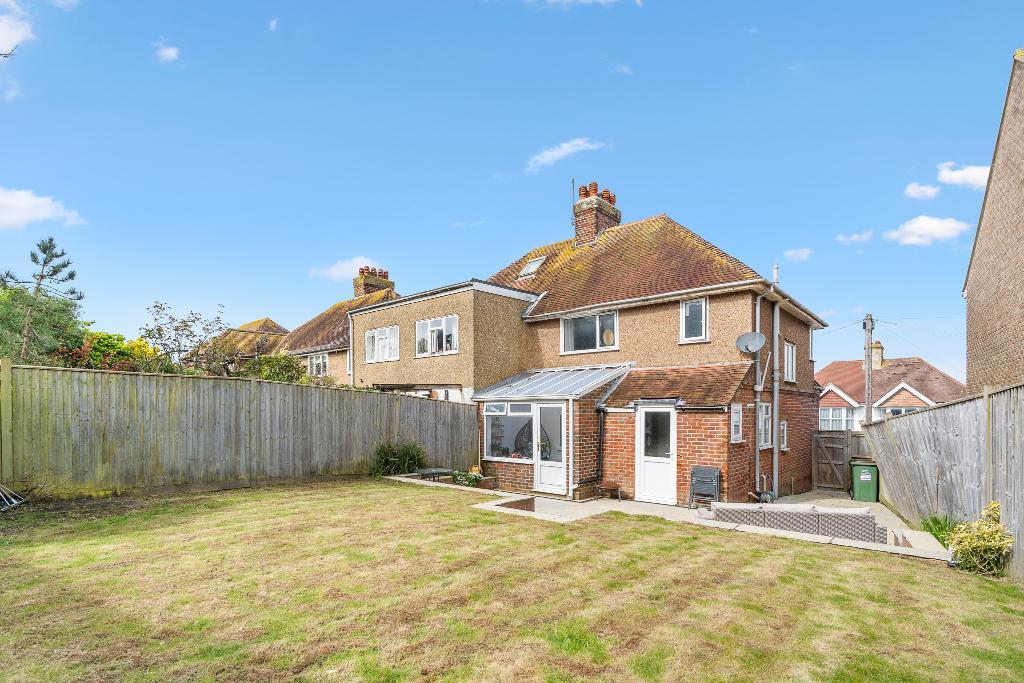 3 Bedroom House for Sale in Seaford, BN25 1UE