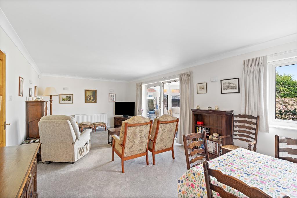 4 Bedroom House for Sale in Seaford, BN25 2QE