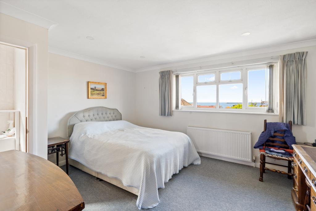 4 Bedroom House for Sale in Seaford, BN25 2QE