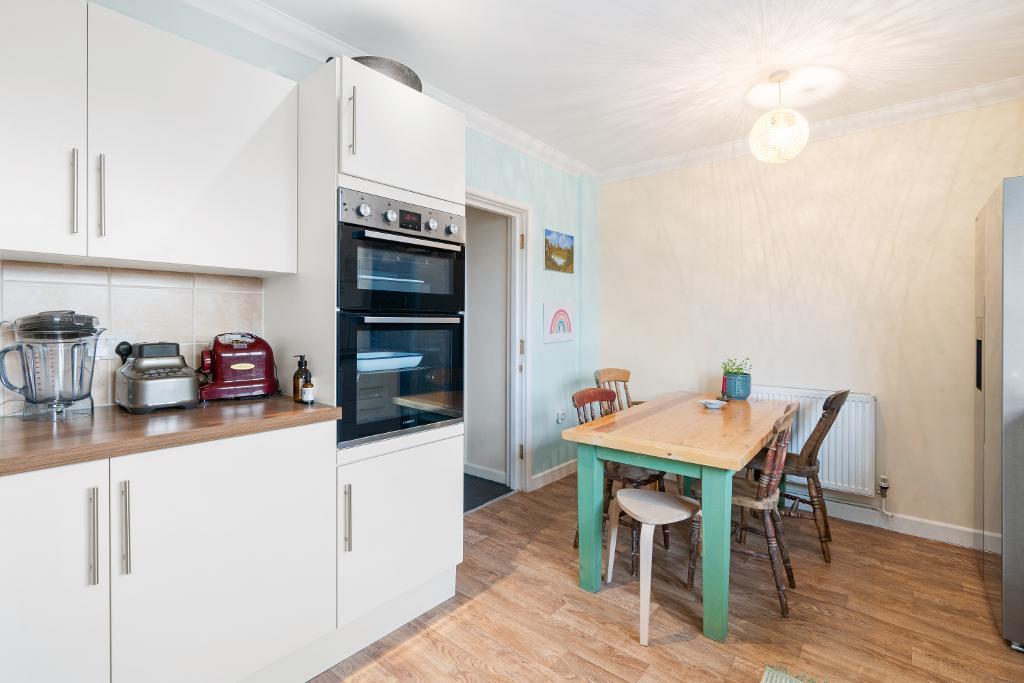 3 Bedroom House for Sale in Seaford, BN25 1EY