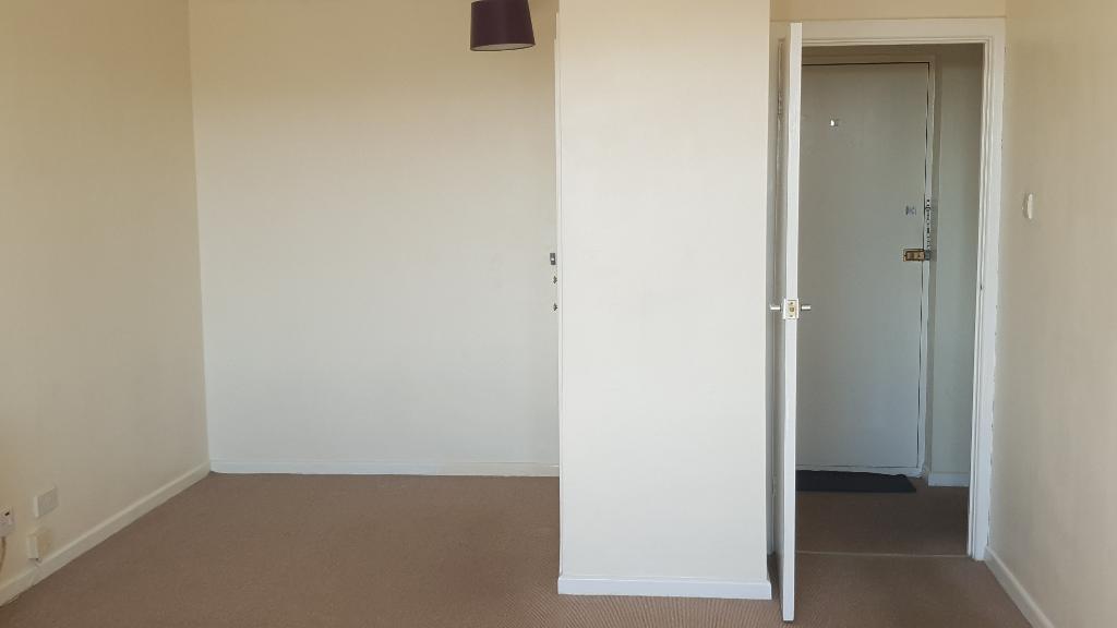 1 Bedroom Flat to Rent in Seaford, BN25 2EL