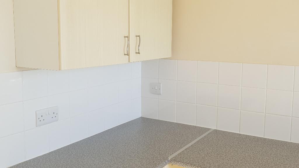1 Bedroom Flat to Rent in Seaford, BN25 2EL