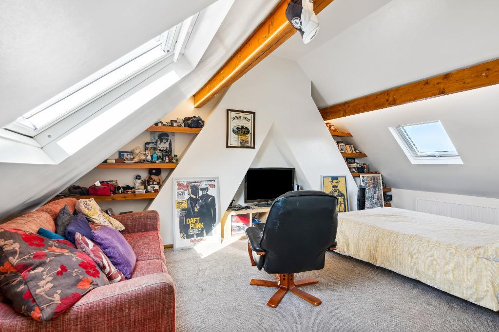 4 Bedroom House for Sale in Seaford, BN25 4PR