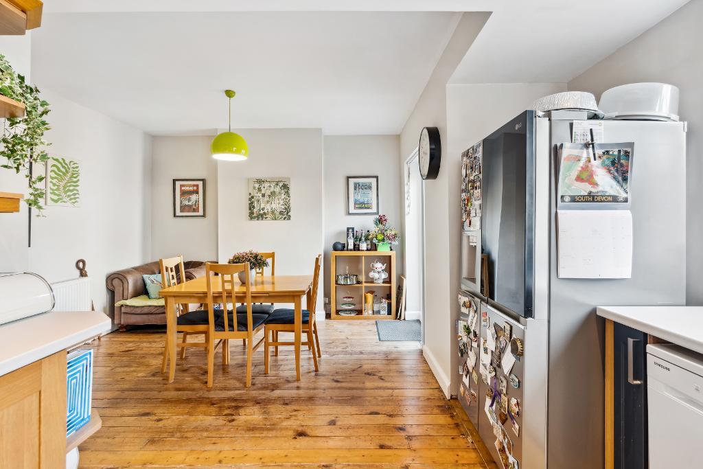 4 Bedroom House for Sale in Seaford, BN25 4PR