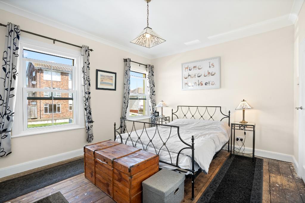 3 Bedroom House for Sale in Seaford, BN25 2DL