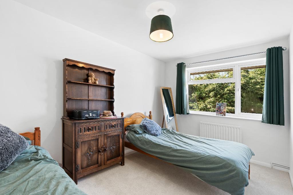 3 Bedroom House for Sale in Seaford, BN25 3TZ