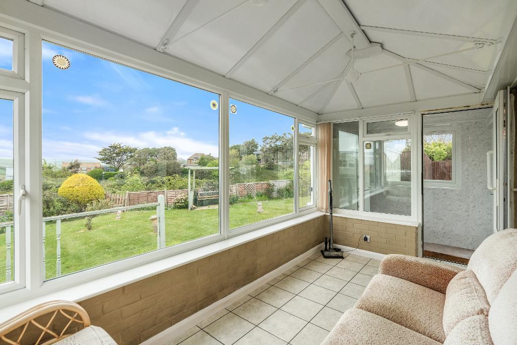 2 Bedroom Bungalow for Sale in Seaford, BN25 2RN