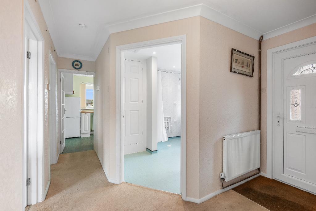 2 Bedroom Bungalow for Sale in Seaford, BN25 2RN