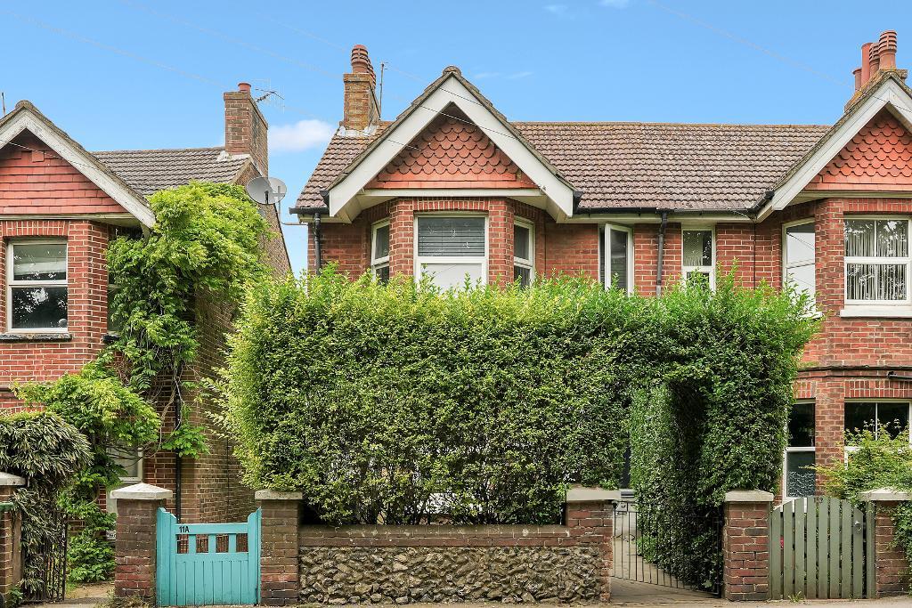 1 Bedroom Flat for Sale in Seaford, BN25 3QD