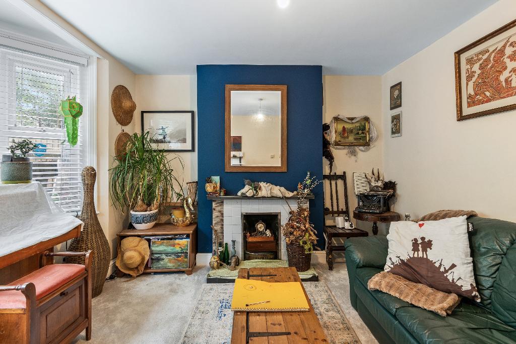 1 Bedroom Flat for Sale in Seaford, BN25 3QD