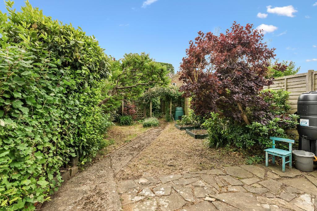 1 Bedroom Flat for Sale in Seaford, BN25 3QD