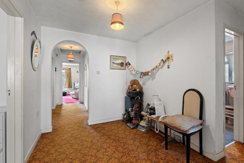 3 Bedroom Bungalow for Sale in Seaford, BN25 3RL