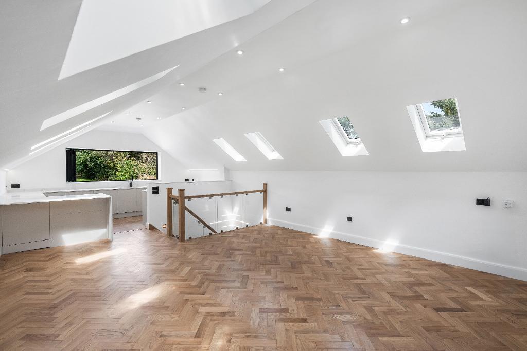 2 Bedroom House for Sale in Berwick, BN26 6SZ
