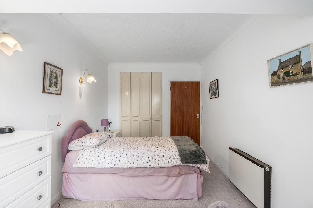 1 Bedroom Retirement flat for Sale in Seaford, BN25 4QQ