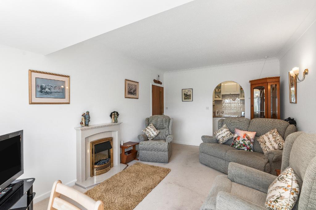 1 Bedroom Retirement flat for Sale in Seaford, BN25 4QQ