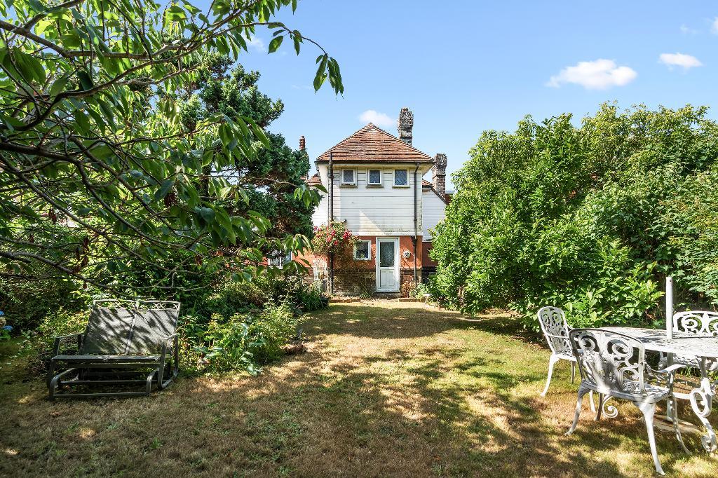 3 Bedroom House for Sale in Seaford, BN25 2LU