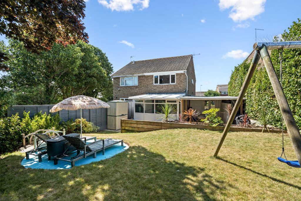 2 Bedroom House for Sale in Seaford, BN25 3EQ