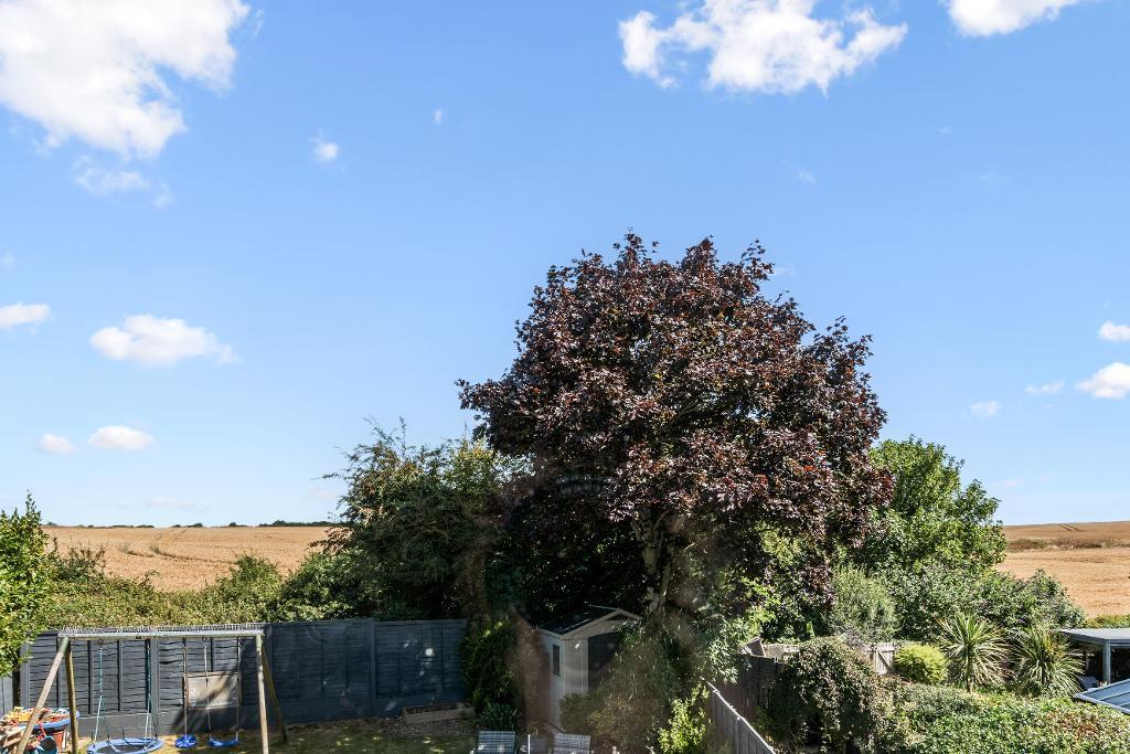 2 Bedroom House for Sale in Seaford, BN25 3EQ