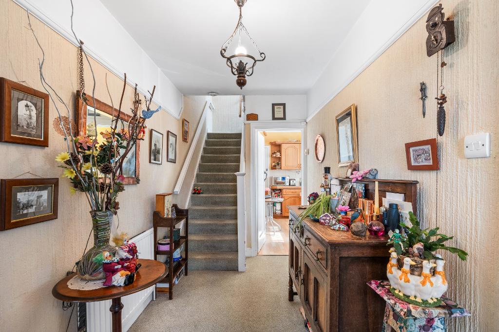 3 Bedroom House for Sale in Seaford, BN25 2LU