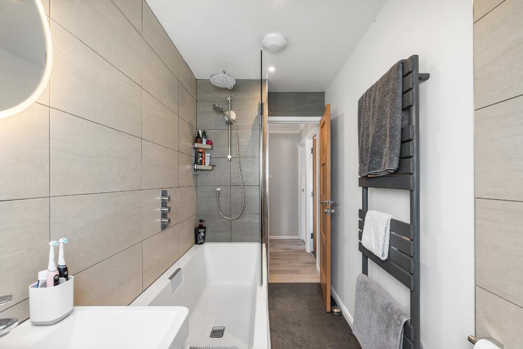 2 Bedroom Flat for Sale in Seaford, BN25 1TU