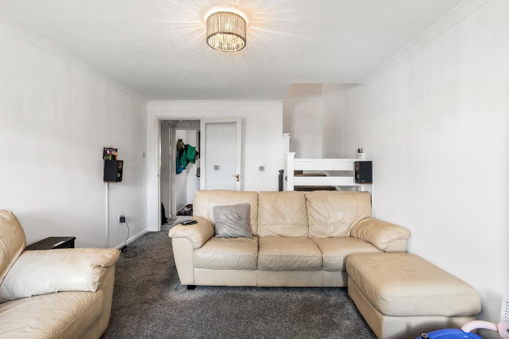 2 Bedroom House for Sale in Seaford, BN25 2DY