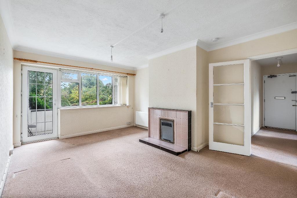 2 Bedroom Flat for Sale in Polegate, BN26 5BY