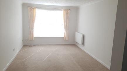 2 Bedroom Flat to Rent in Seaford, BN25 1AW