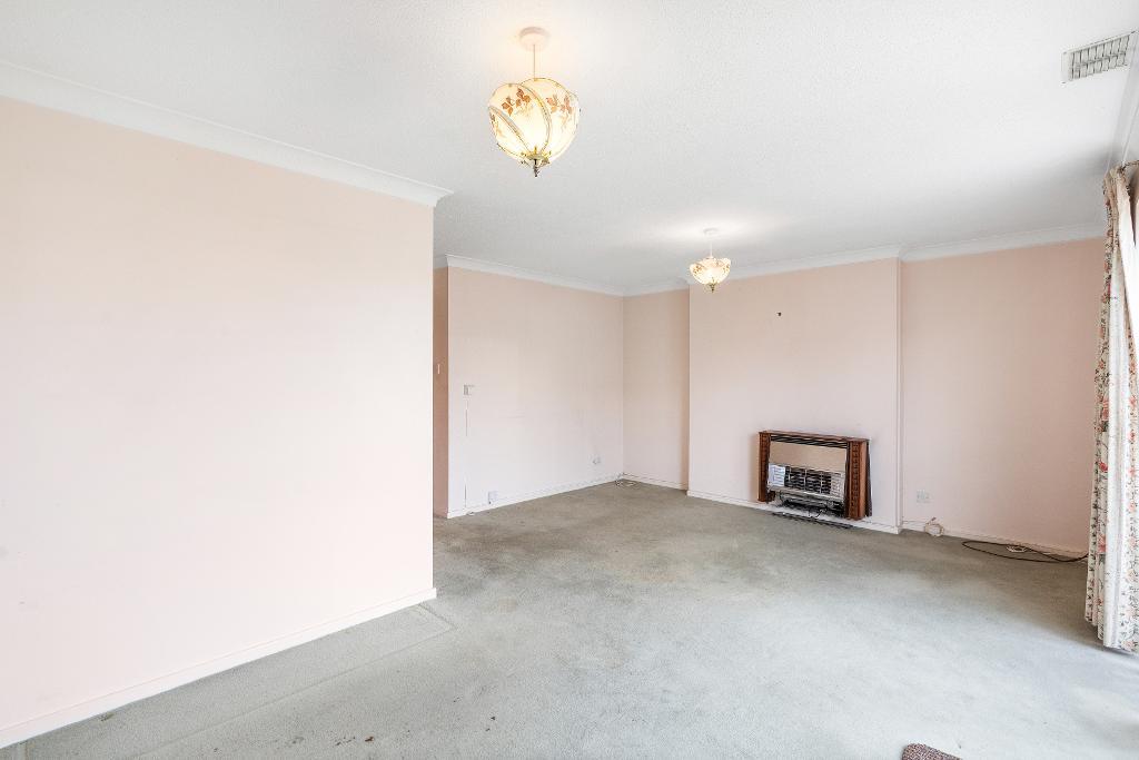 3 Bedroom House for Sale in Seaford, BN25 1BU