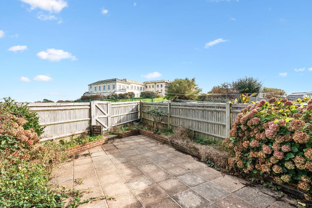 3 Bedroom House for Sale in Seaford, BN25 1BU