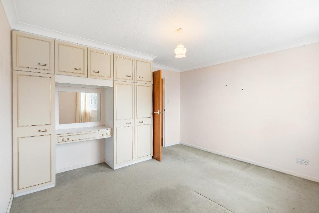 3 Bedroom House for Sale in Seaford, BN25 1BU