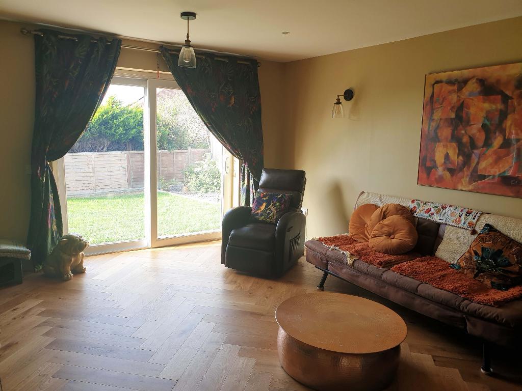 3 Bedroom Bungalow to Rent in Seaford, BN25 2RU