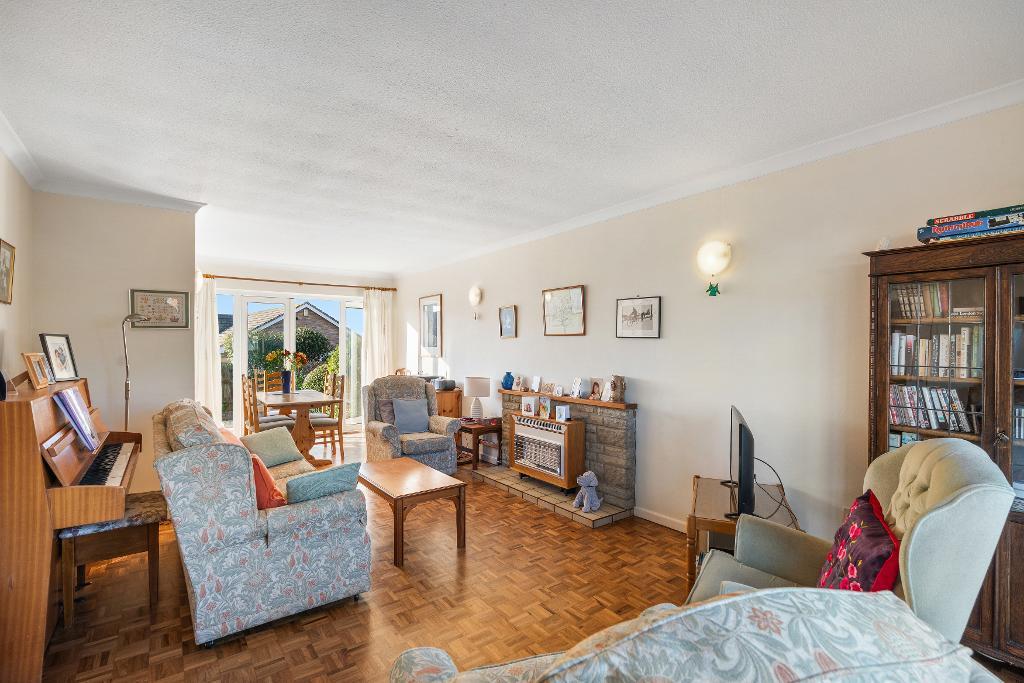 3 Bedroom House for Sale in Seaford, BN25 2NP