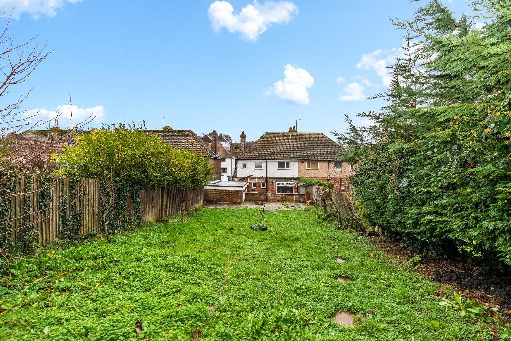 3 Bedroom House for Sale in Seaford, BN25 3HB