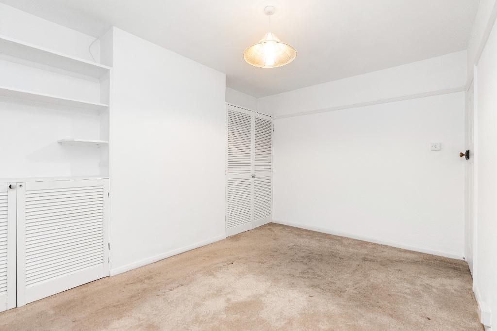 3 Bedroom House for Sale in Seaford, BN25 3HB