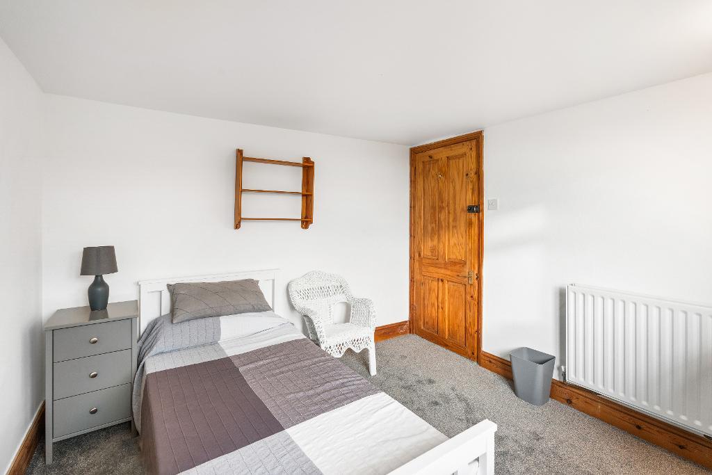 5 Bedroom House for Sale in Seaford, BN25 1AH