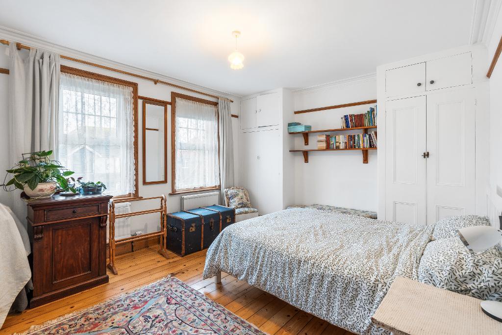 5 Bedroom House for Sale in Seaford, BN25 1AH