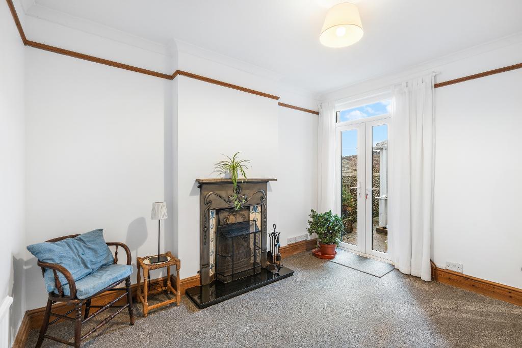 5 Bedroom House for Sale in Seaford, BN25 1AH