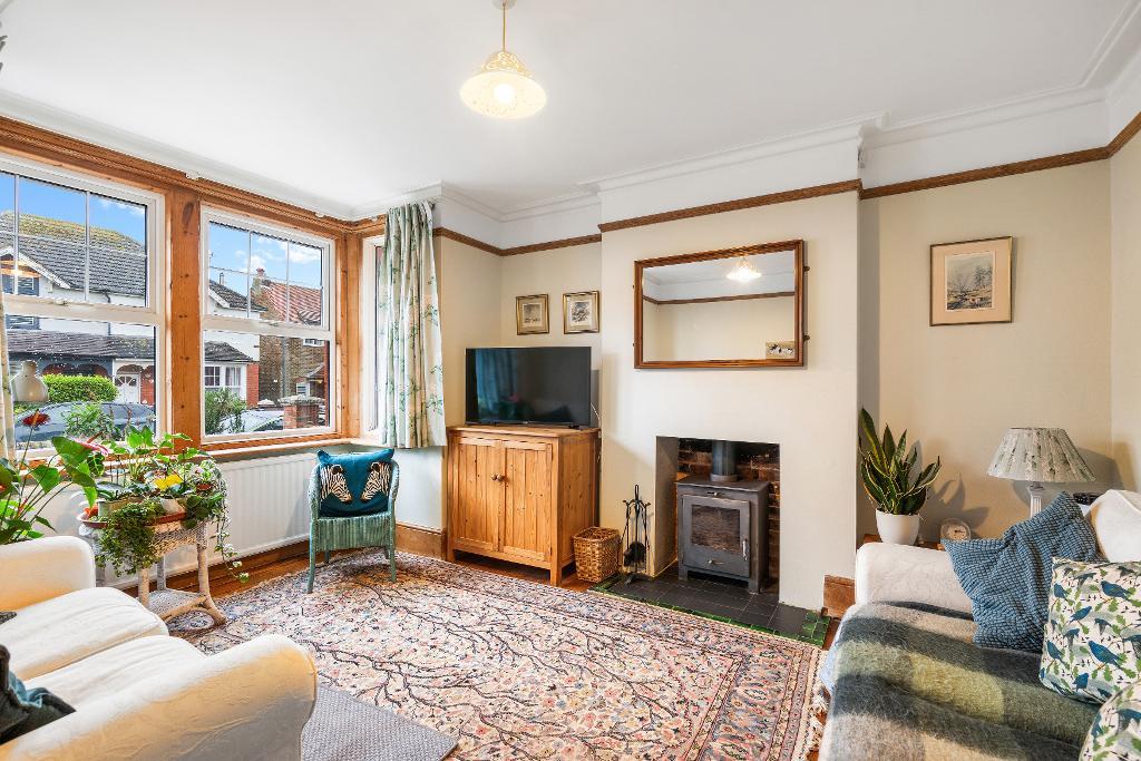 5 Bedroom House for Sale in Seaford, BN25 1AH