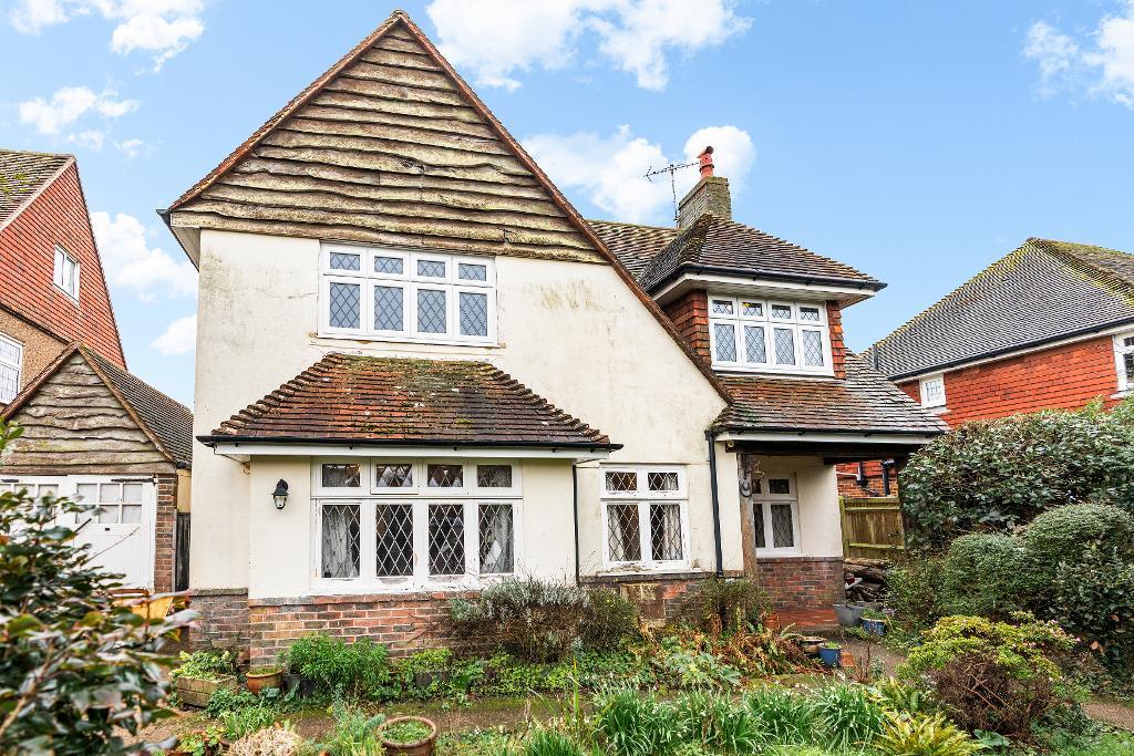 4 Bedroom House for Sale in Seaford, BN25 4PW