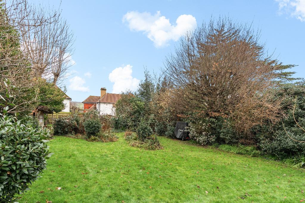 4 Bedroom House for Sale in Seaford, BN25 4PW