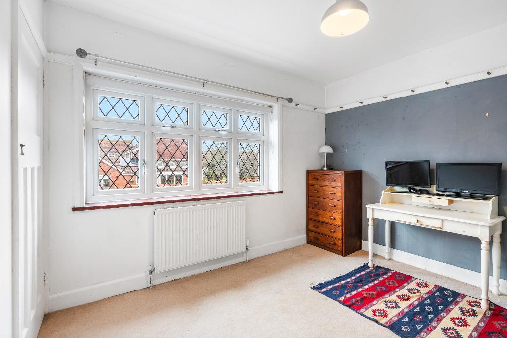 4 Bedroom House for Sale in Seaford, BN25 4PW