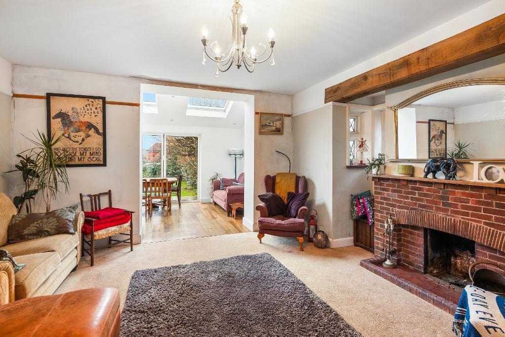 4 Bedroom House for Sale in Seaford, BN25 4PW